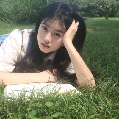 倒挂的爱丽丝
